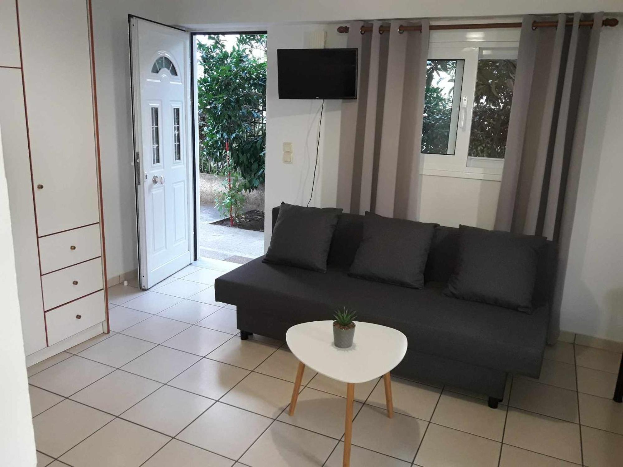 Appartement Simple, Calm And Center 2 à Kalamata Extérieur photo